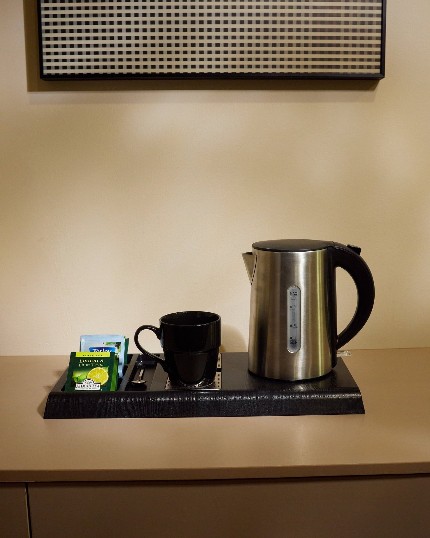 G.Tulip 0.6L Electric Kettle and Tray Set - Serene Hospitality Solutions