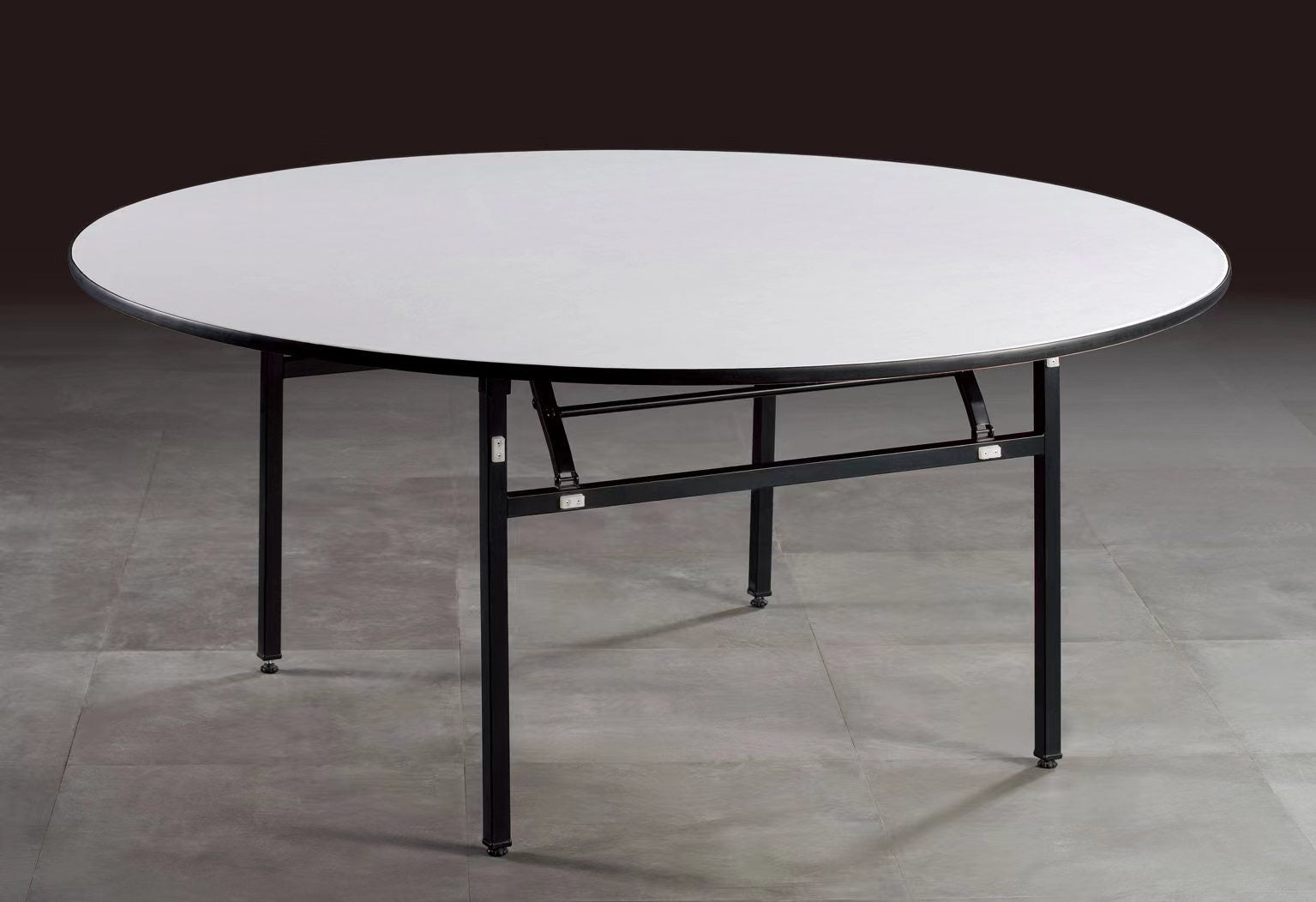 Round Banquet Tables - Serene Hospitality Solutions